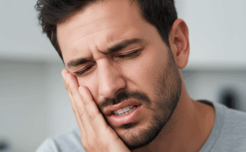 molar del juicio retenido pericoronitis extracción de terceros molares dolor en tercer molar sin caries coronectomía tercer molar impactado complicaciones de molares del juicio radiografía panorámica de terceros molares CBCT y terceros molares tratamiento de pericoronitis